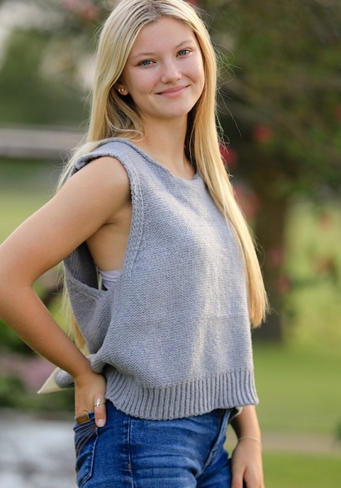 Open back bow sweater