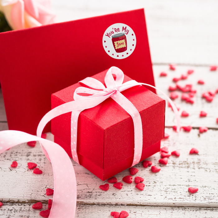 Valentine Food Pun Stickers / Roll of 500 1.5" Circle Labels / Adorable Illustrated Decals 