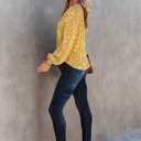 XL Spring Chic & Comfy Split Neck Printed Crinkled Blouse for Women