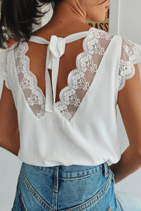 Sale! Scallop Tie-Up V Neck Top
