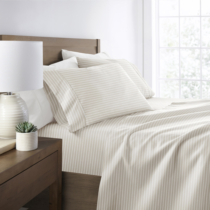 Patterned Ultra-Soft Bed Sheet Set - Soft Lines