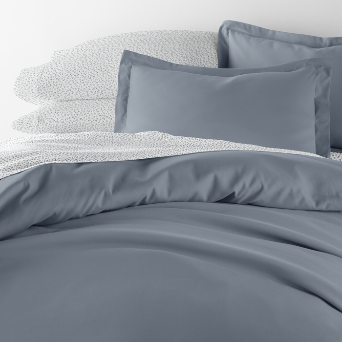 Bedding Bundle, Solid Duvet Cover Set, White Comforter and Patterned Sheet Set