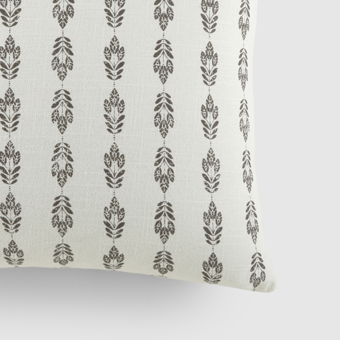 Elegant Cotton Decor Throw Pillow in Folk Leaves Pattern