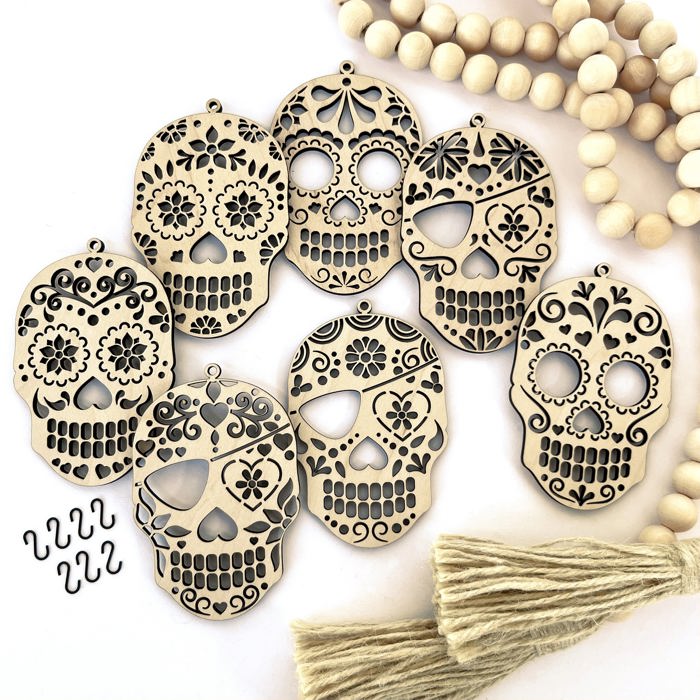 Candy Skull Wood Bead Garland with Interchangeable Seasonal Charms