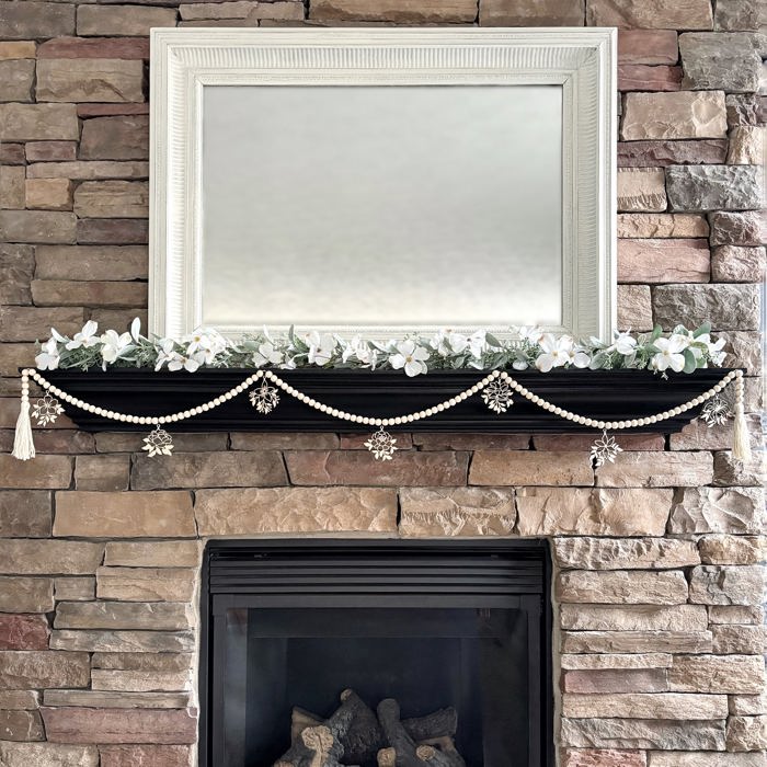 Flower Wood Bead Garland with Interchangeable Seasonal Charms