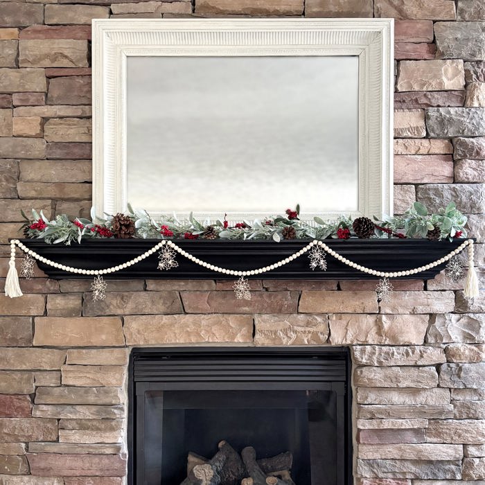 Poinsettia Wood Bead Garland with Interchangeable Seasonal Charms