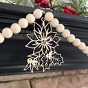  Poinsettia Wood Bead Garland with Interchangeable Seasonal Charms
