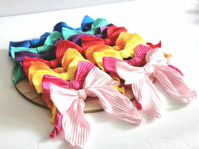 Solid color ribbed hair bow