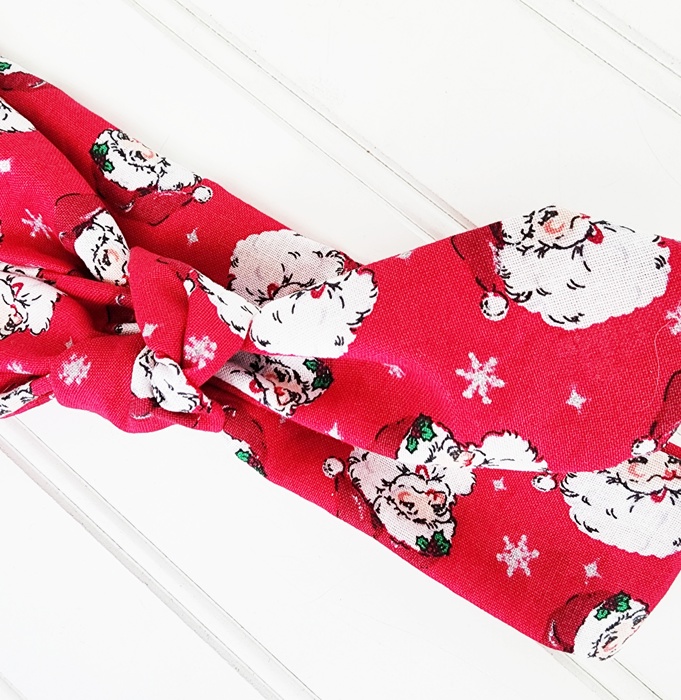 Knotted Headband - Vintage Santa