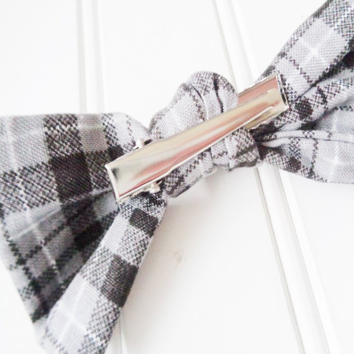 Hair Bow - Black and Gray Plaid
