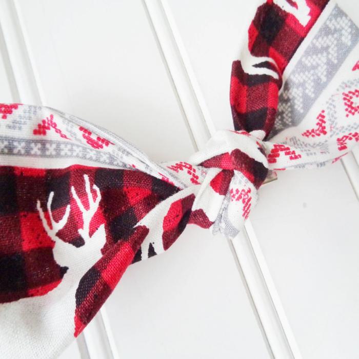 Hair Bow - Black and Red Winter