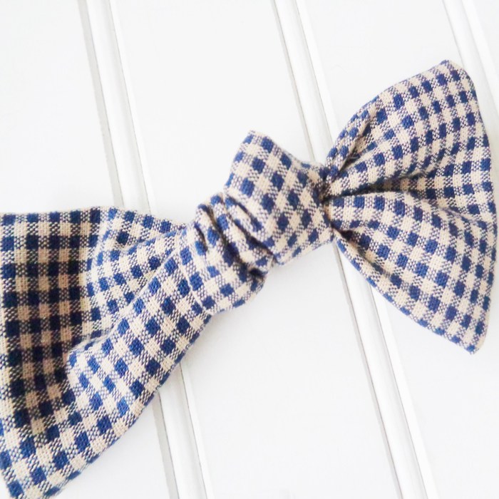 Hair Bow - Navy Check