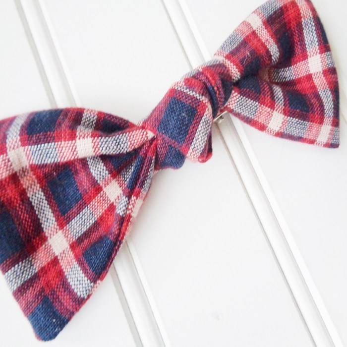 Hair Bow - Navy and Red Plaid