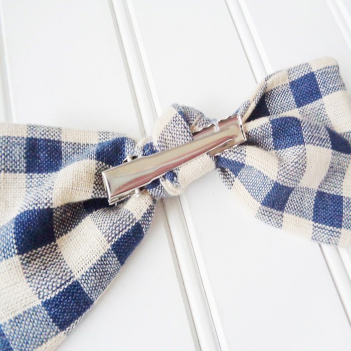 Hair Bow - Navy and Tan Gingham