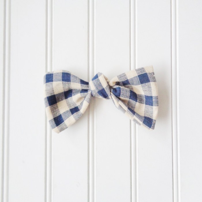 Hair Bow - Navy and Tan Gingham
