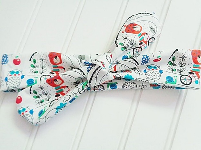 Knotted Headband - Animals at Play