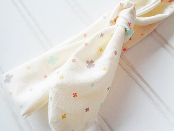 Knotted Headband - Colored Swiss Cross