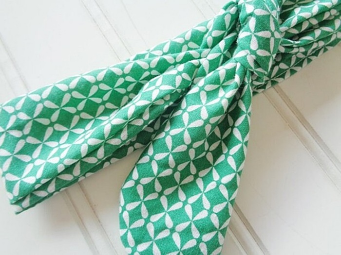 Knotted Headband - Green Lattice