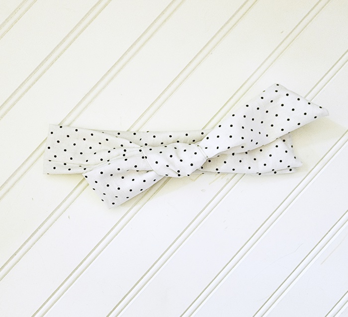 Knotted Headband - Black Dots on White