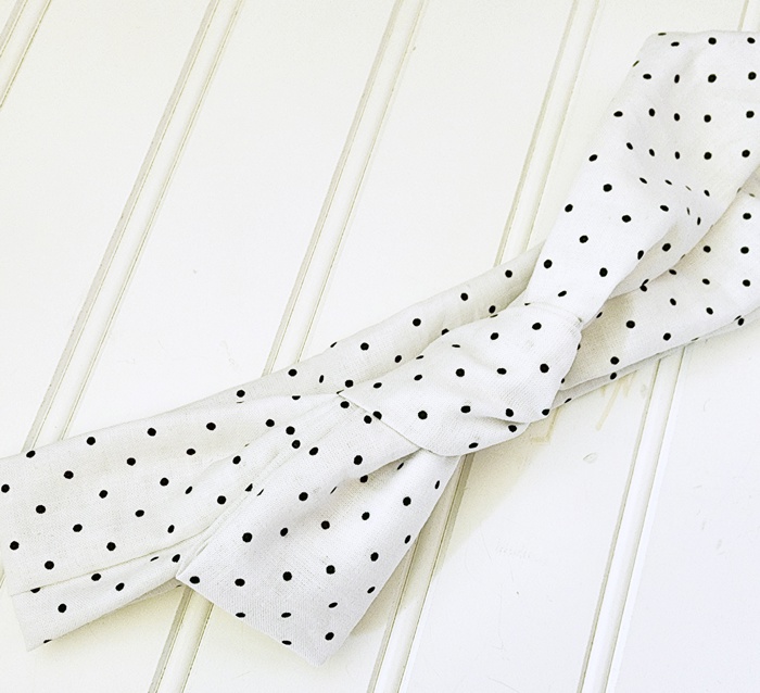 Knotted Headband - Black Dots on White