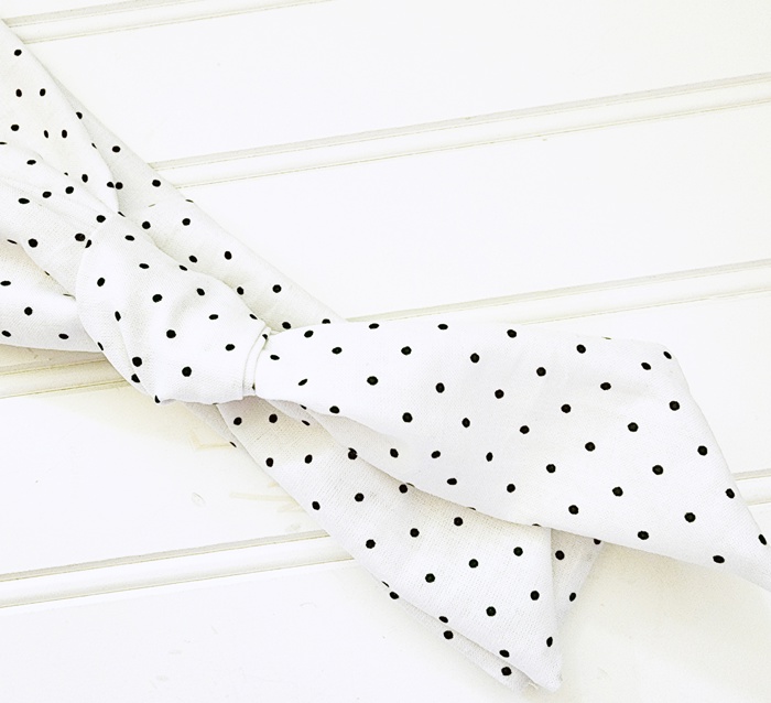 Knotted Headband - Black Dots on White
