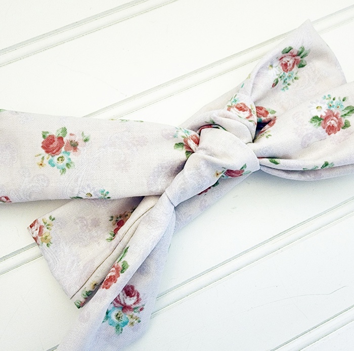 Knotted Headband - Bouquets on Pink