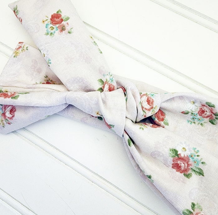 Knotted Headband - Bouquets on Pink