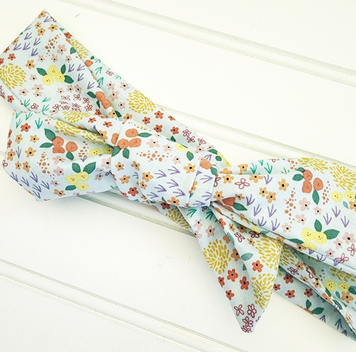 Knotted Headband - Flower Meadow on Blue