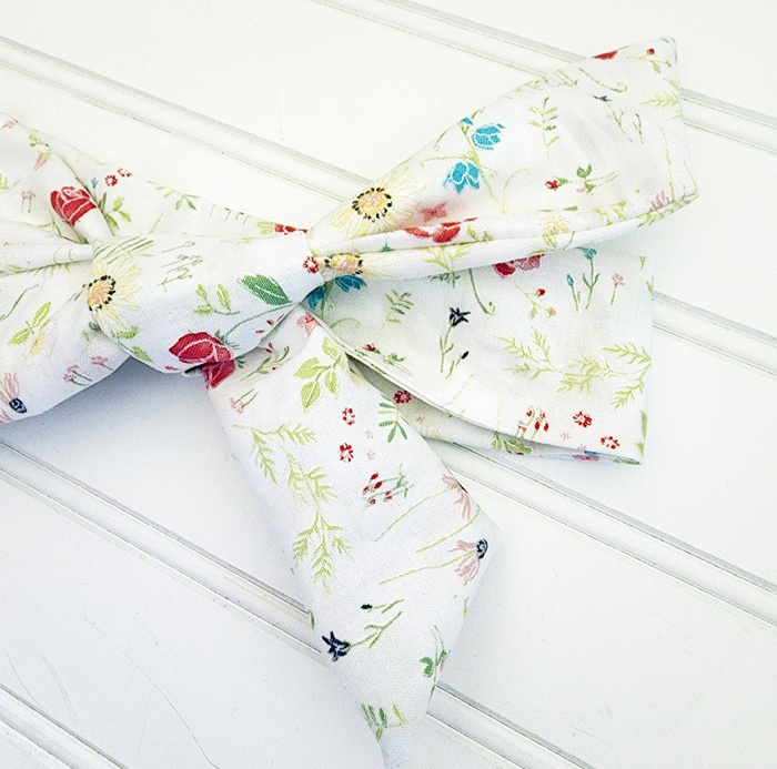 Knotted Headband - Flowers on White