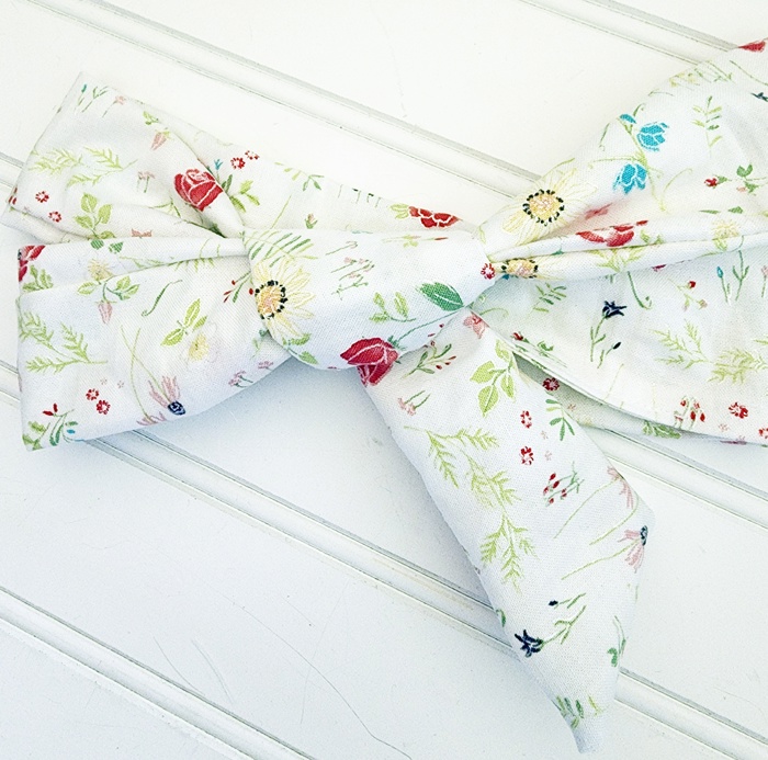 Knotted Headband - Flowers on White