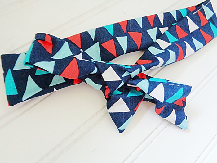 Knotted Headband - Triangles on Navy