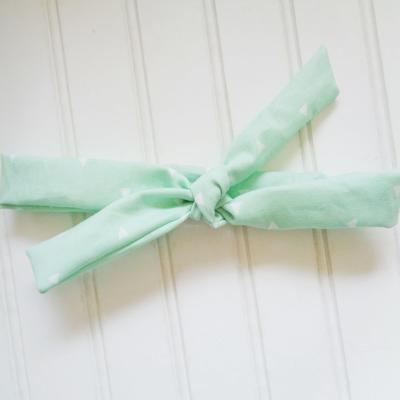 Skinny Headband - Triangles on Mint
