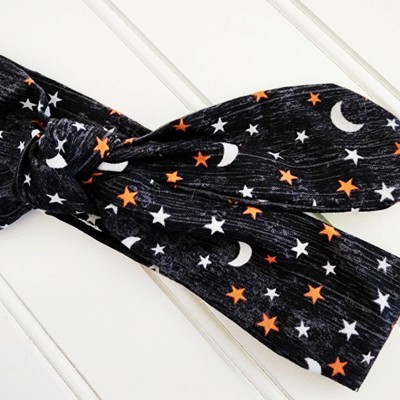 Knotted Headband - Gold Skulls on Black