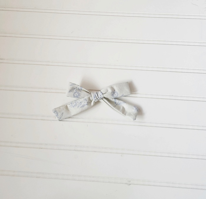 Classic Bow Clip - Blue Floral