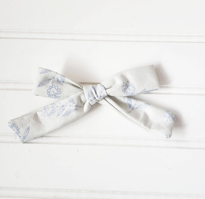 Classic Bow Clip - Blue Floral
