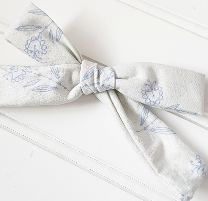 Classic Bow Clip - Blue Floral