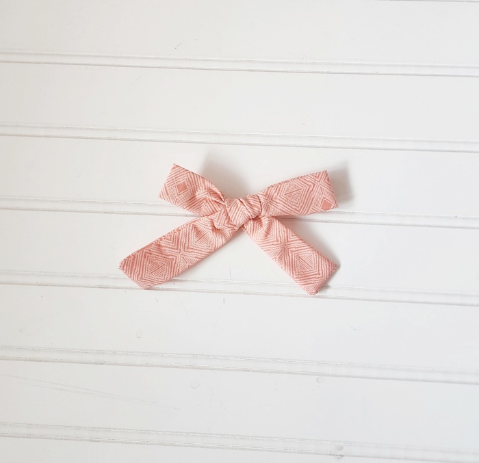 Classic Bow Clip - Coral Diamonds