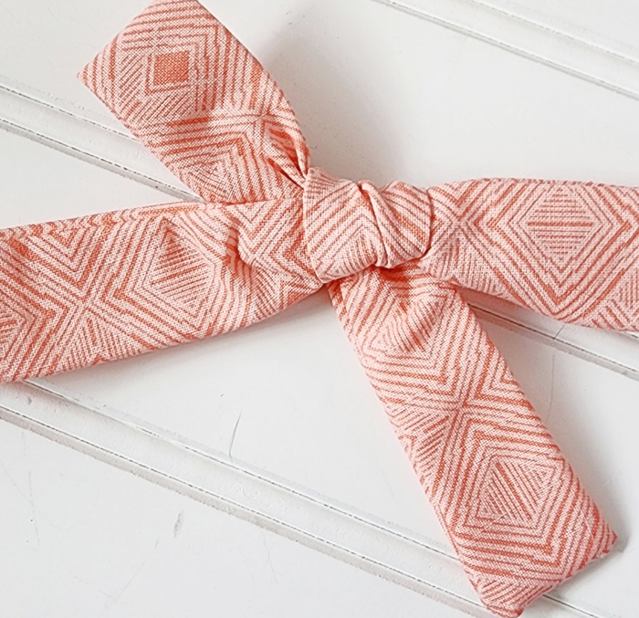 Classic Bow Clip - Coral Diamonds