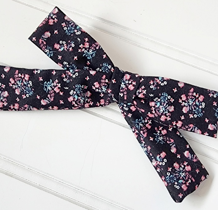 Classic Bow Clip - Floral on Black