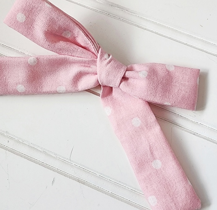 Classic Bow Clip - Dots on Pink