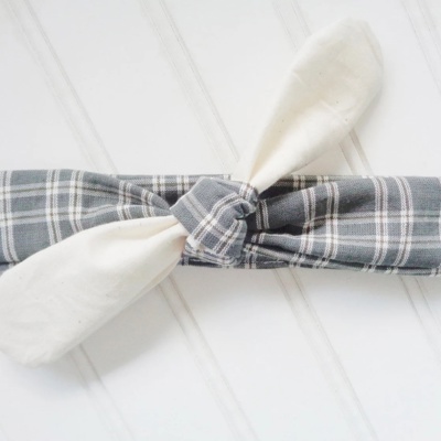 Knotted Headband - Muslin with Gray Plaid