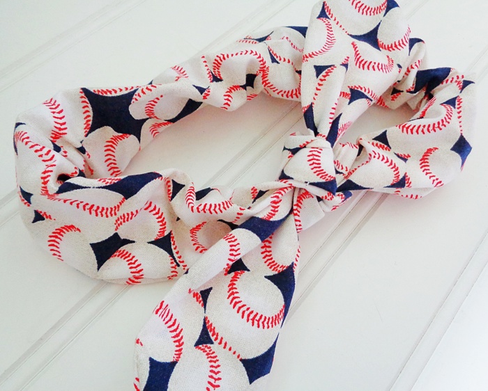 Knotted Elastic Headband - Baseball Print
