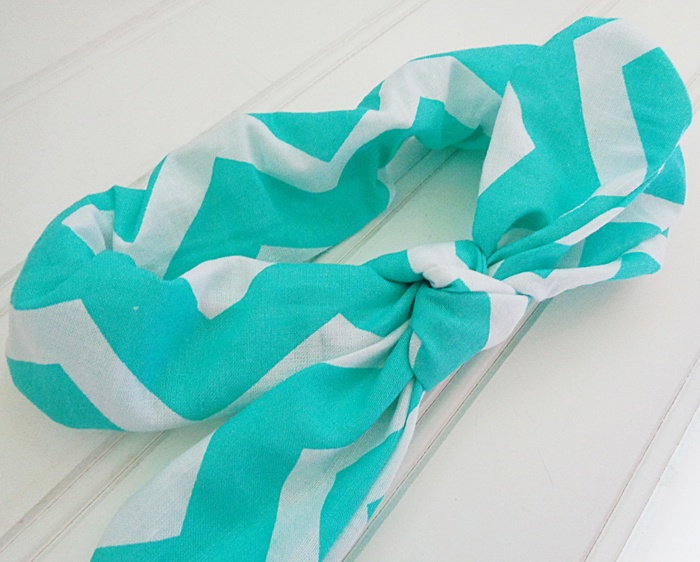 Knotted Elastic Headband - Teal Chevron