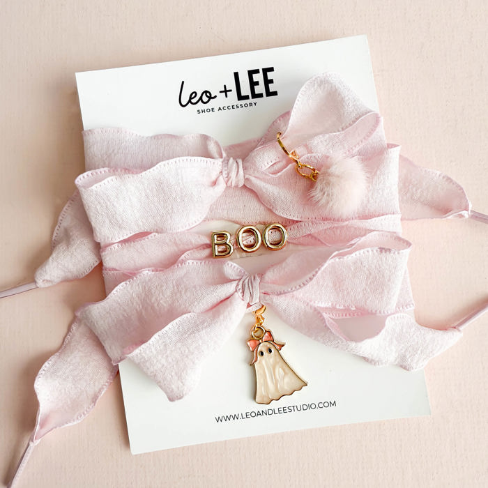 “Boo” Halloween Sneaker Charm Lace Set – Ghost & Bow Details