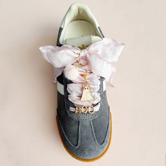  “Boo” Halloween Sneaker Charm Lace Set – Ghost & Bow Details