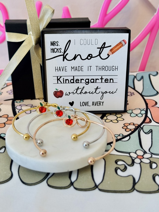 Teacher Appreciation End of Year Teacher Gift Knot Bangle! NON-TARNISH, Personalized card, bangle, box & ribbon included too!