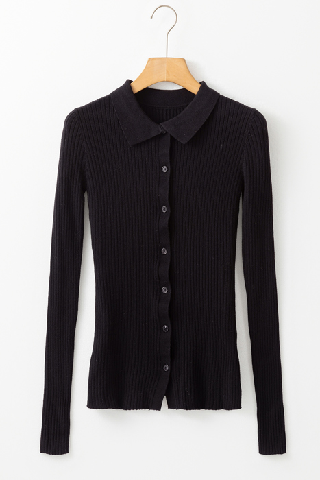 Timeless Noir Ribbed Knit Cardigan