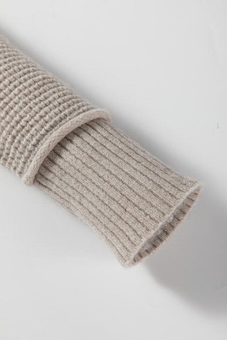 Cozy Cloud Mockneck Sweater