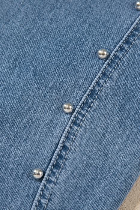 Rivet Line Cuffed Jeans