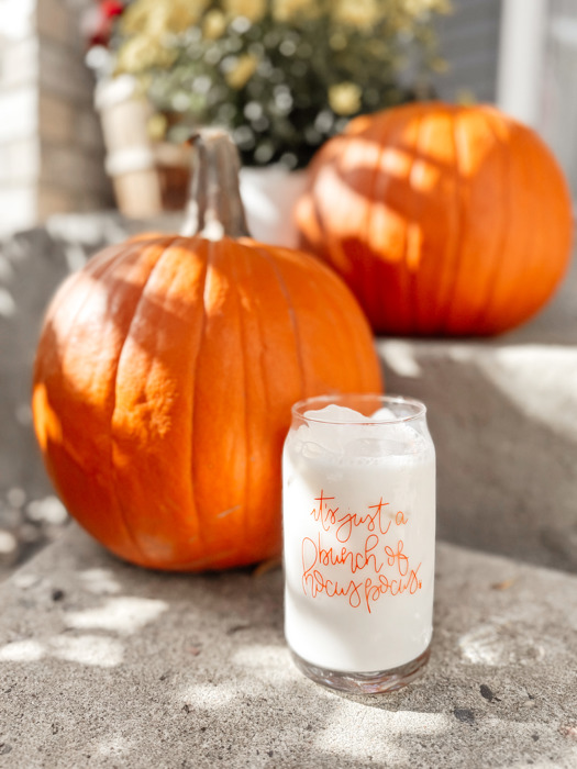 It's Just a Bunch of Hocus Pocus Can Glass | Iced Coffee | Eco Friendly | Dishwasher & Microwave Safe